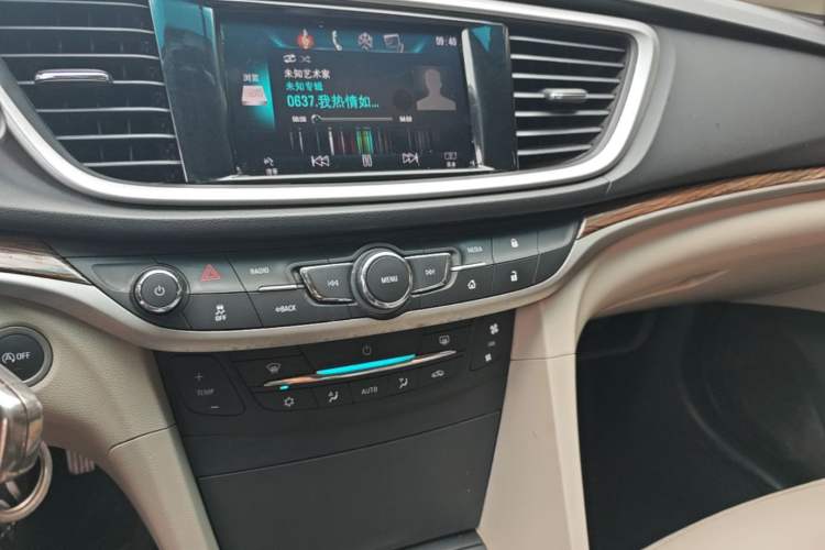 Used Buick GT 2015 15N Manual Luxury Version Audio And AC Panel