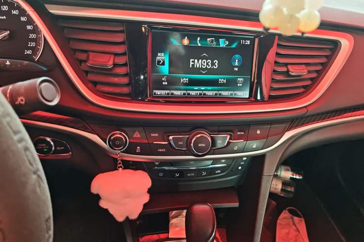 Used Buick GT 2015 15N Automatic Deluxe Edition Audio And AC Panel