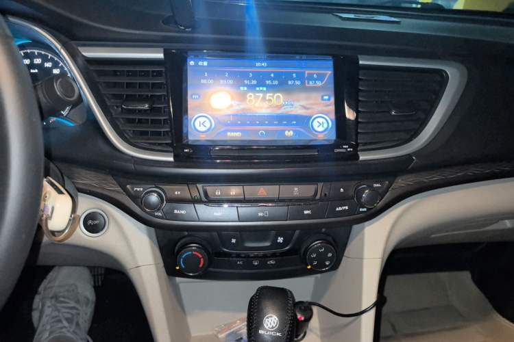 Used Buick GT 2015 15N Automatic Elite Version Audio And AC Panel