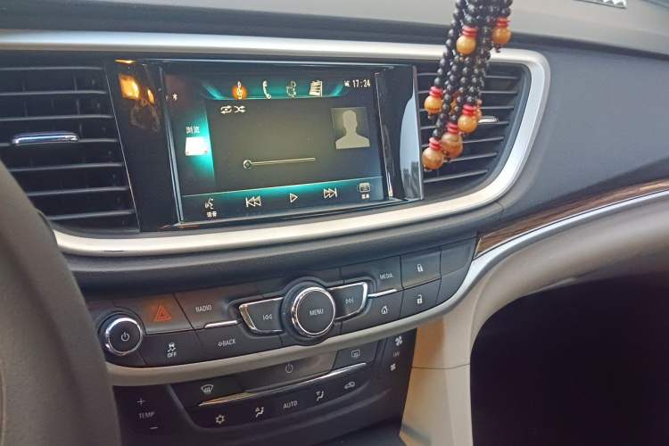 Used Buick GT 2015 15N Manual Luxury Version Audio And AC Panel