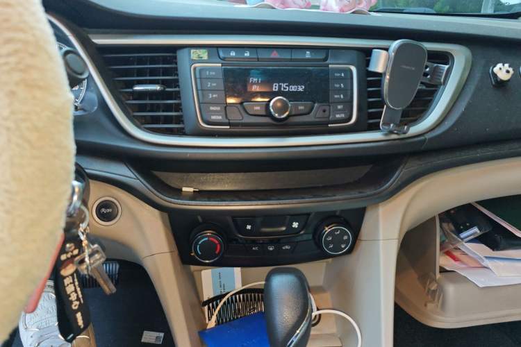 Used Buick GT 2015 15N Automatic Entry-Level Trim Audio And AC Panel