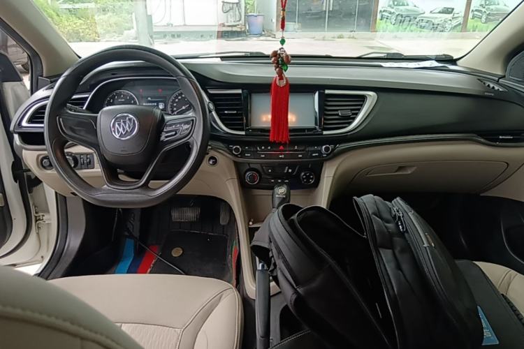 Used Buick GT 2015 15N Automatic Elite Version Center Console