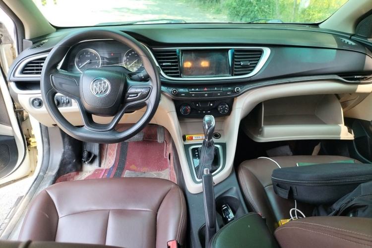 Used Buick GT 2015 15N Automatic Entry-Level Trim Center Console