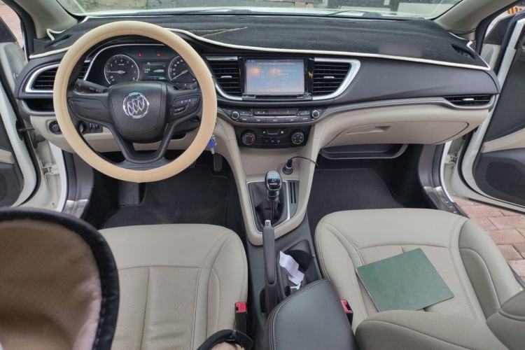 Used Buick GT 2015 15N Manual Elite Edition Center Console
