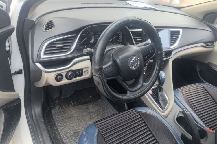 Used Buick GT 2015 15N Automatic Elite Version Center Console