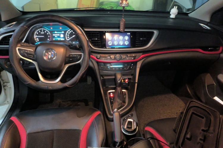 Used Buick GT 2015 18T Dual-Clutch Sport Flagship Model Center Console