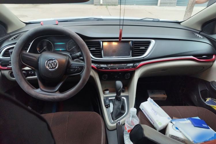 Used Buick GT 2015 15N Automatic Elite Version Center Console