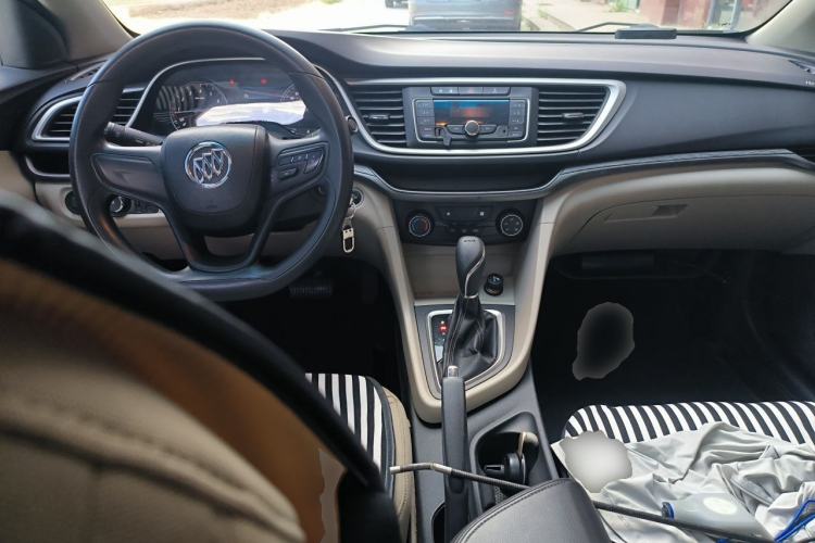 Used Buick GT 2015 18T Dual-Clutch Elite Model Center Console