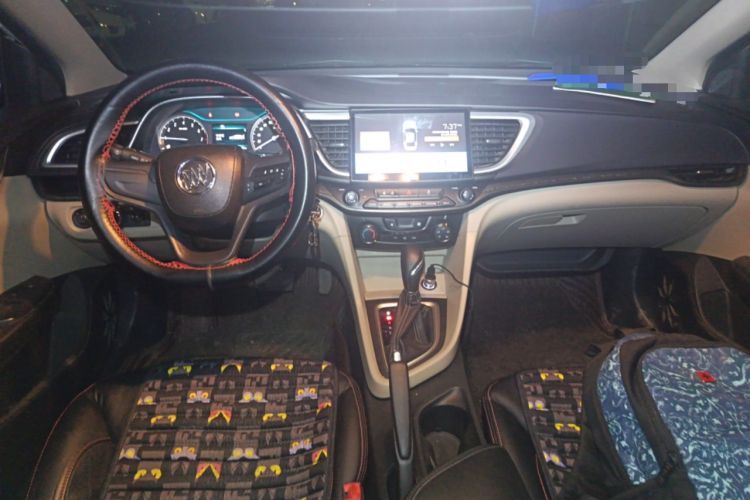 Used Buick GT 2015 15N Automatic Elite Version Center Console