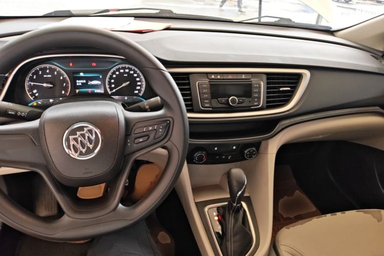 Used Buick GT 2015 15N Automatic Elite Version Center Console