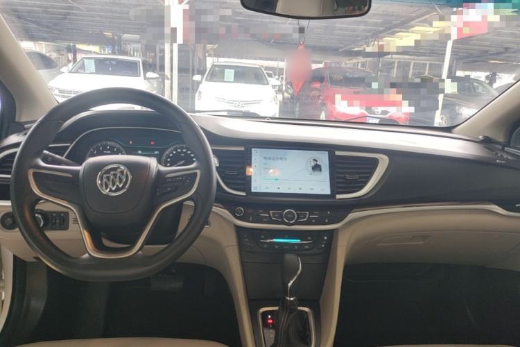 Used Buick GT 2015 15N Automatic Deluxe Edition Center Console