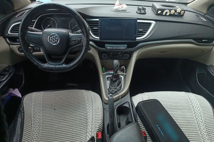 Used Buick GT 2015 15N Automatic Deluxe Edition Center Console