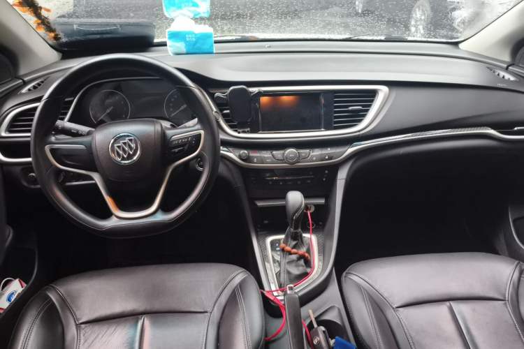 Used Buick GT 2015 15N Automatic Deluxe Edition Center Console