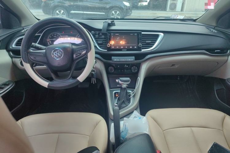 Used Buick GT 2015 15N Automatic Elite Version Center Console