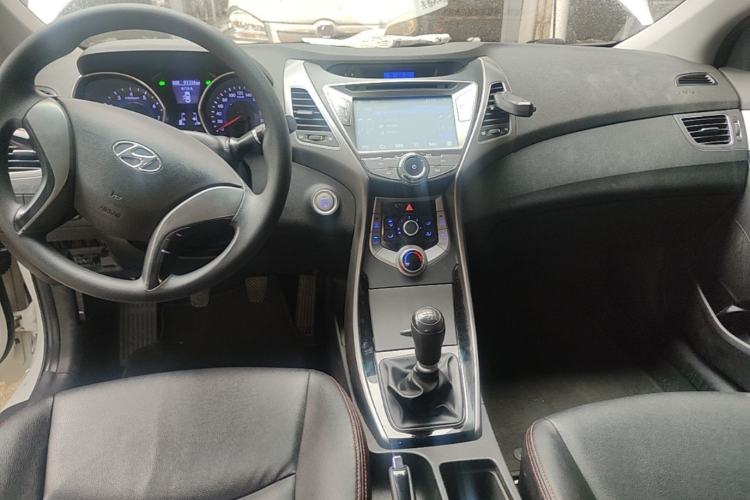 Used Buick GT 2015 15N Automatic Deluxe Edition Center Console