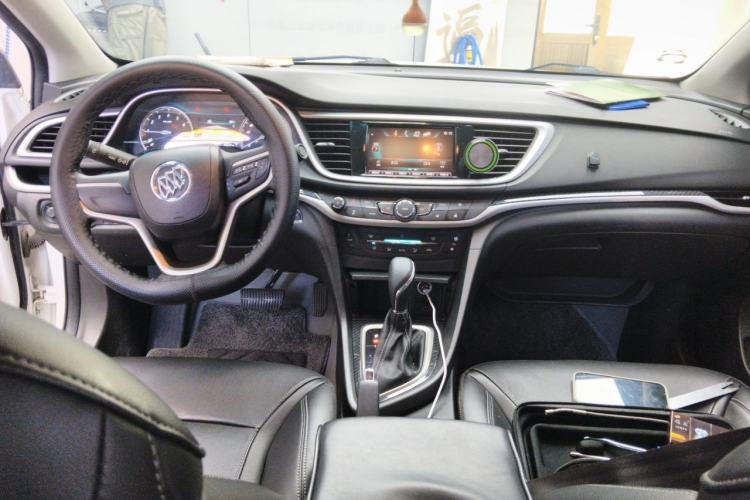 Used Buick GT 2015 15N Automatic Deluxe Edition Center Console