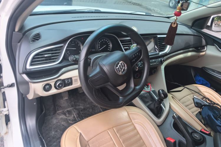 Used Buick GT 2015 15N Manual Elite Edition Center Console