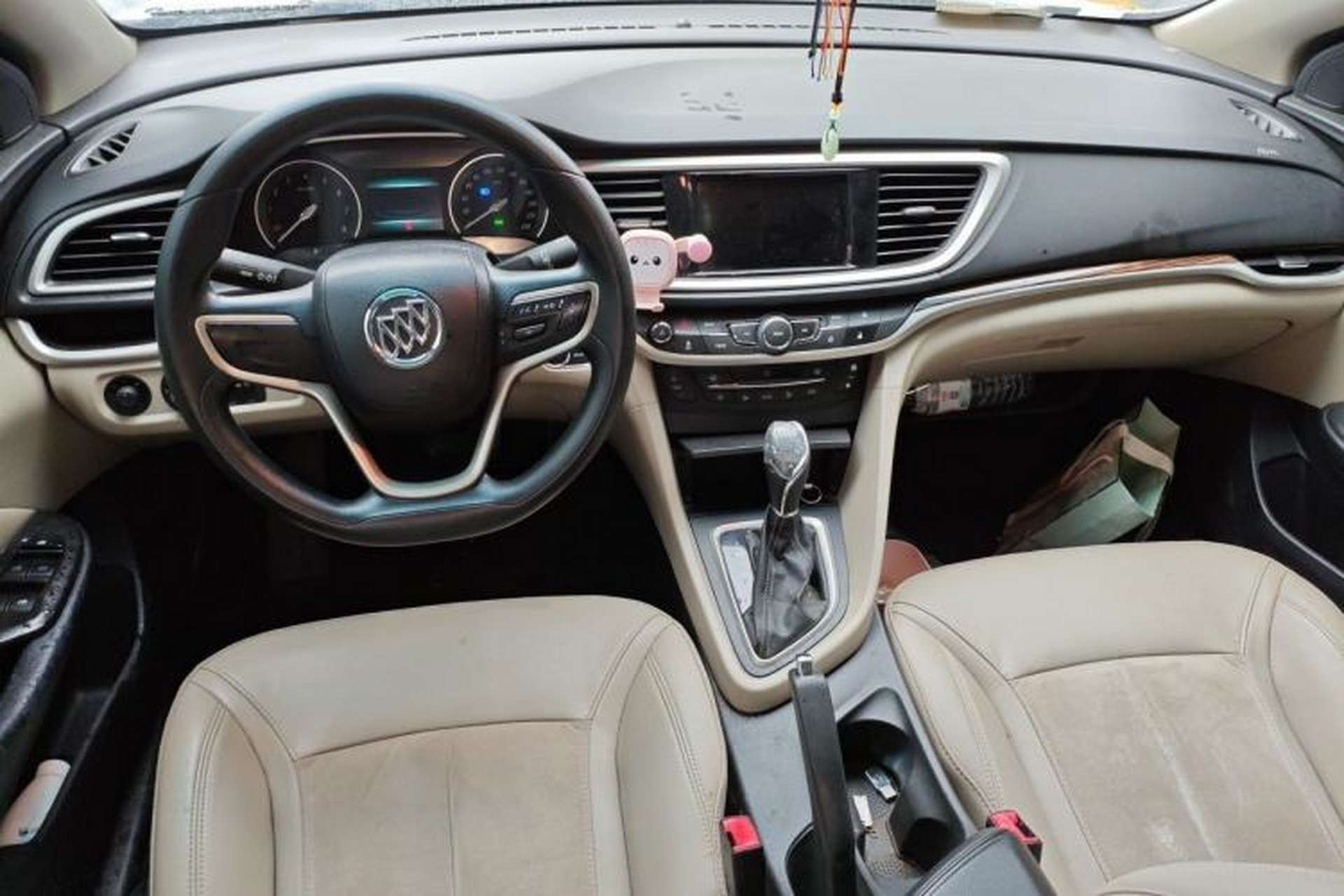 Used Buick GT 2015 15N Automatic Deluxe Edition Center Console