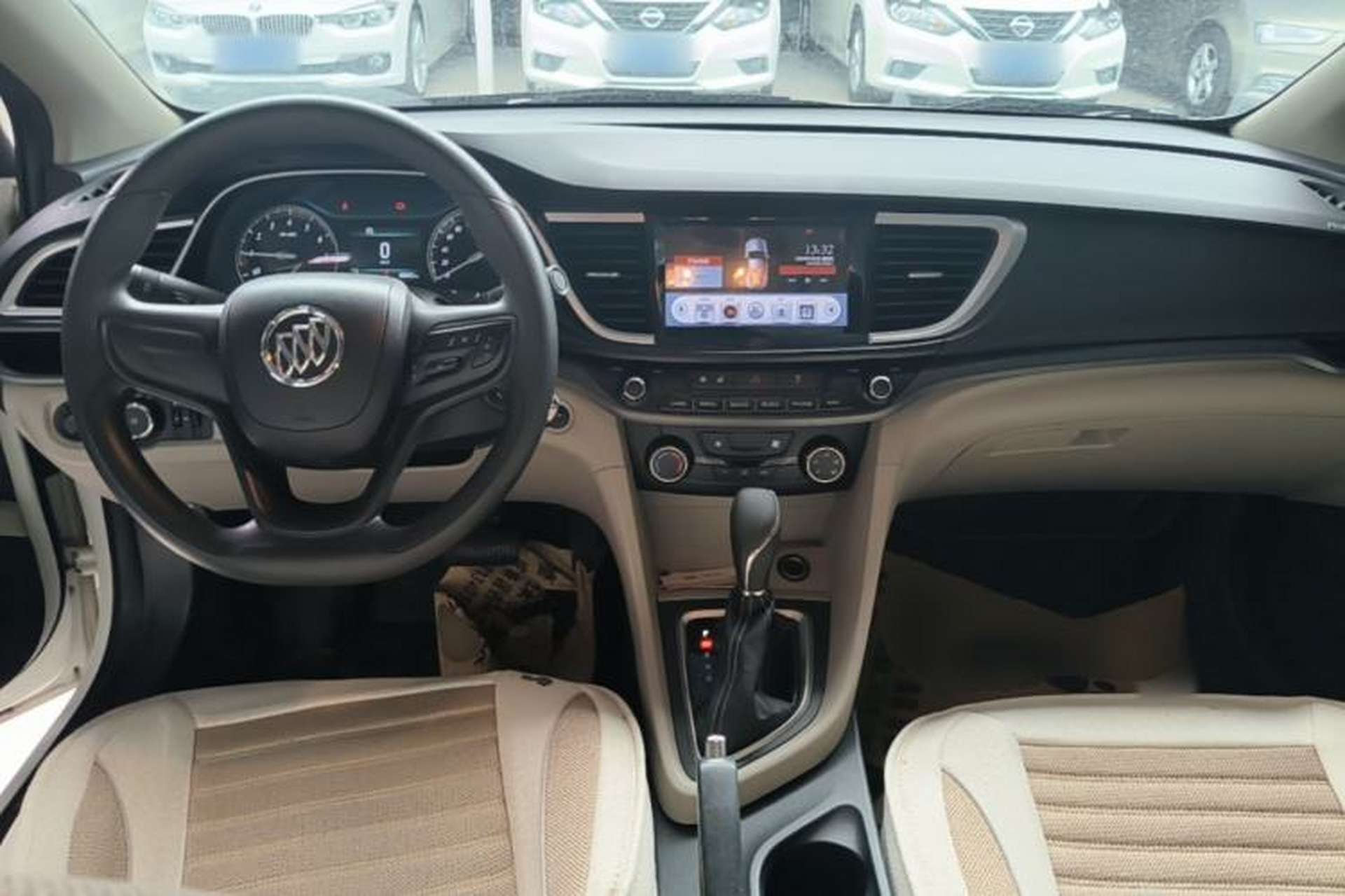 Used Buick GT 2015 15N Automatic Elite Version Center Console