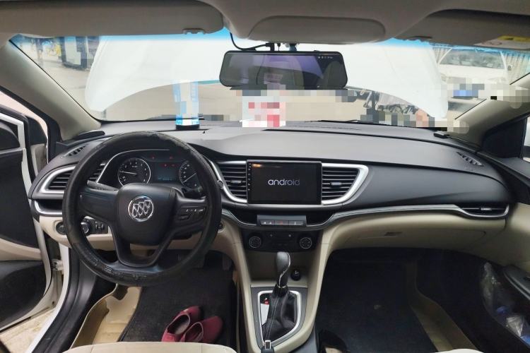 Used Buick GT 2015 15N Automatic Entry-Level Trim Center Console