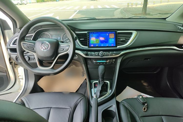 Used Buick GT 2015 18T Dual-Clutch Luxury Model Center Console