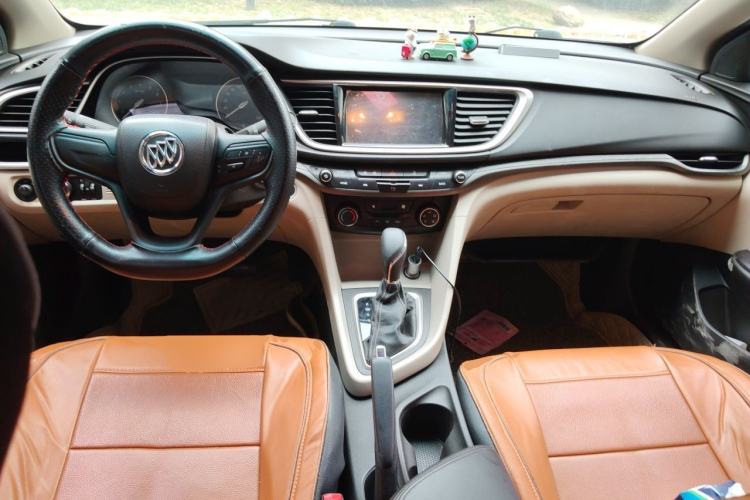 Used Buick GT 2015 15N Automatic Elite Version Center Console