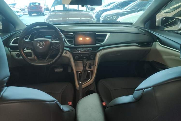 Used Buick GT 2015 15N Automatic Elite Version Center Console
