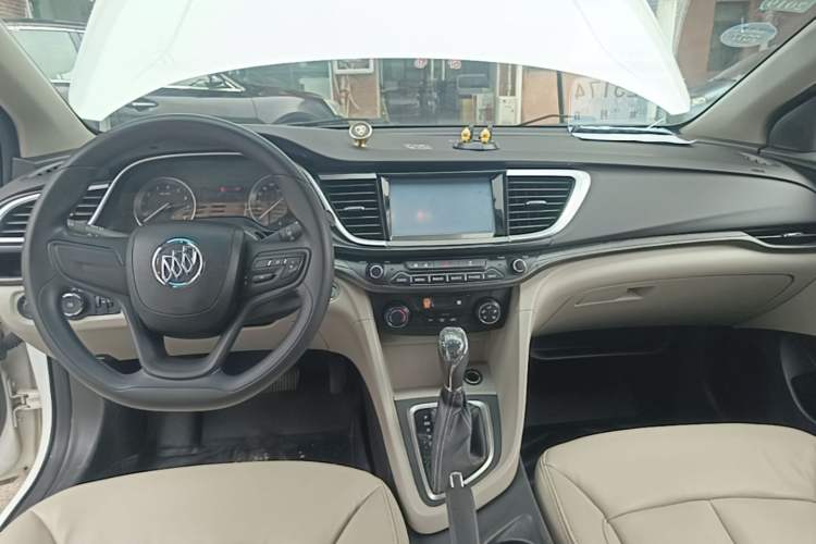 Used Buick GT 2015 15N Automatic Entry-Level Trim Center Console