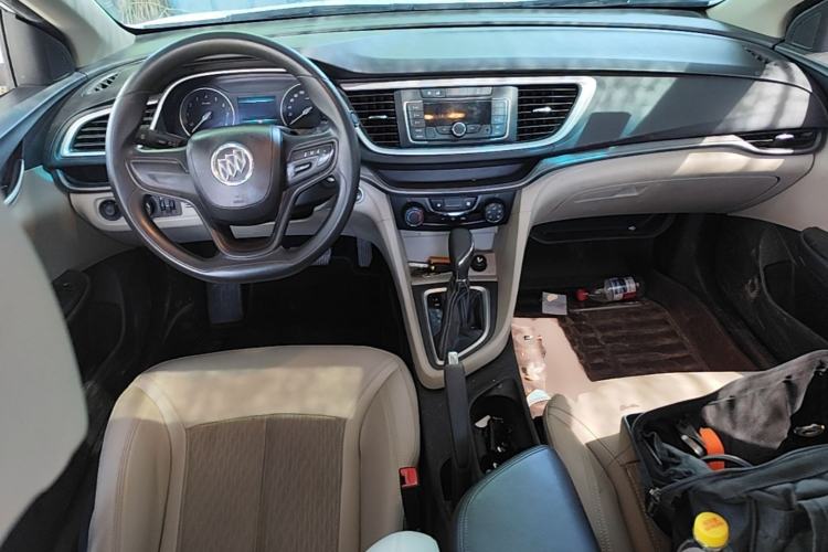 Used Buick GT 2015 15N Automatic Elite Version Center Console