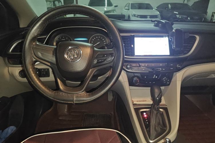 Used Buick GT 2015 15N Automatic Elite Version Center Console