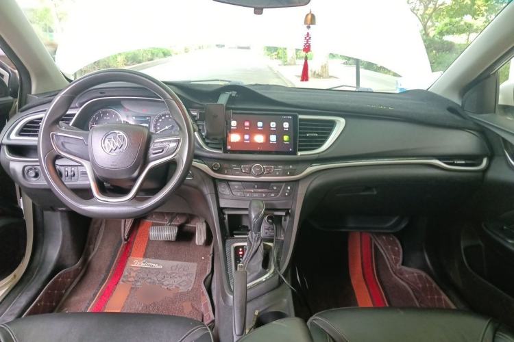 Used Buick GT 2015 15N Automatic Deluxe Edition Center Console