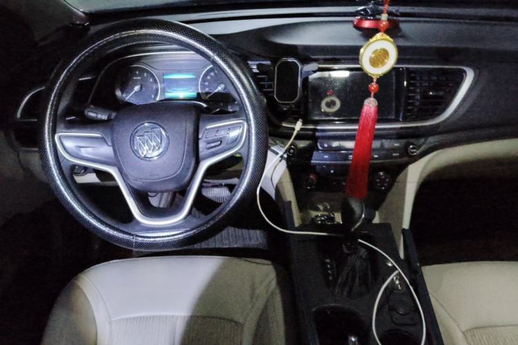 Used Buick GT 2015 15N Automatic Elite Version Center Console