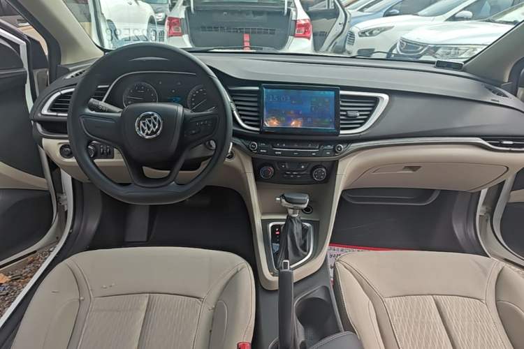 Used Buick GT 2015 15N Automatic Entry-Level Trim Center Console