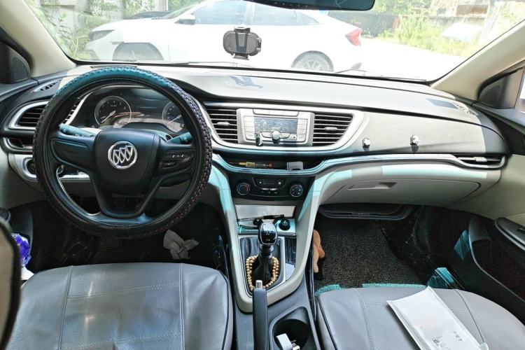 Used Buick GT 2015 15N Manual Elite Edition Center Console