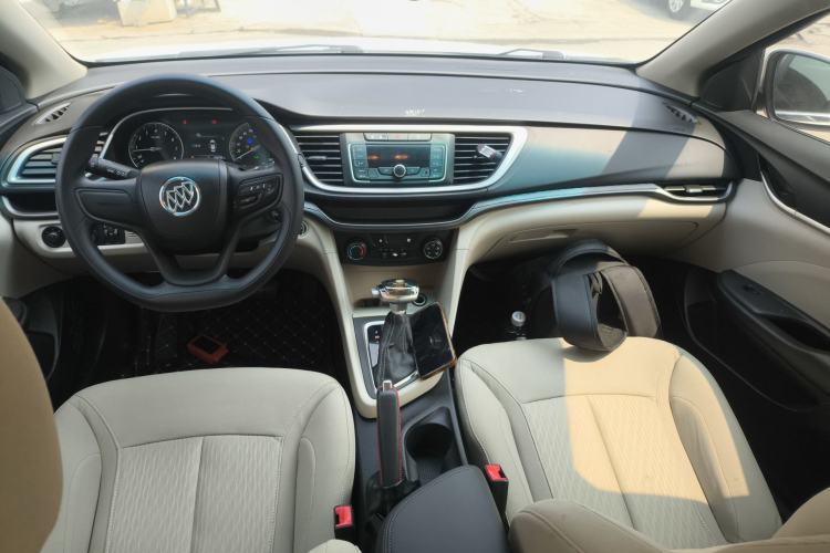Used Buick GT 2015 15N Automatic Elite Version Center Console