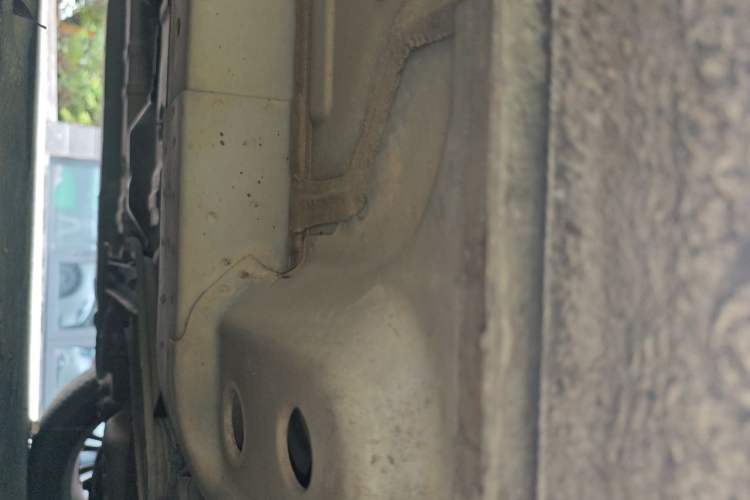 Used Buick GT 2015 15N Automatic Deluxe Edition Chassis Front Right