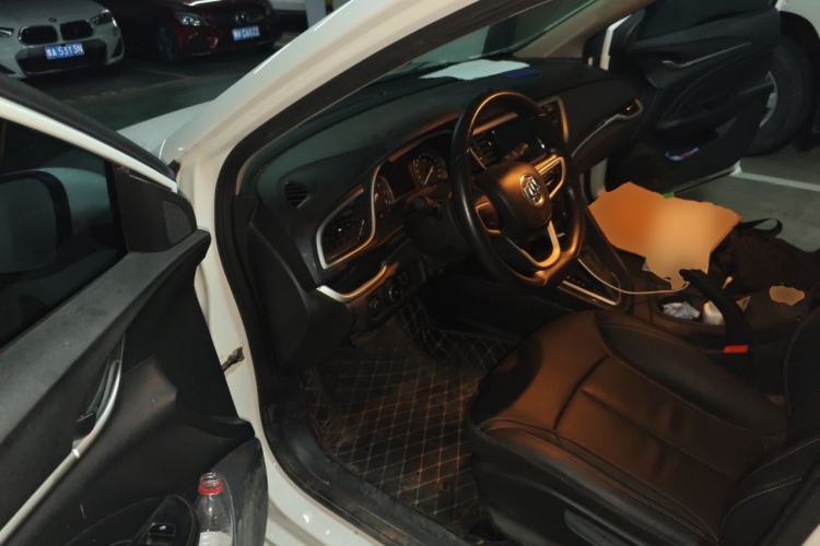Used Buick GT 2015 15N Automatic Deluxe Edition Driver Seat