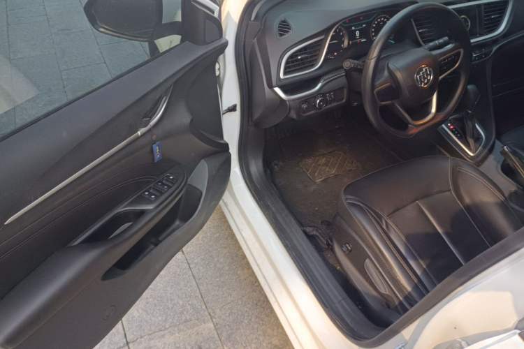Used Buick GT 2015 15N Automatic Deluxe Edition Driver Seat
