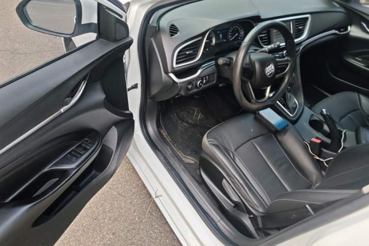 Used Buick GT 2015 15N Automatic Deluxe Edition Driver Seat