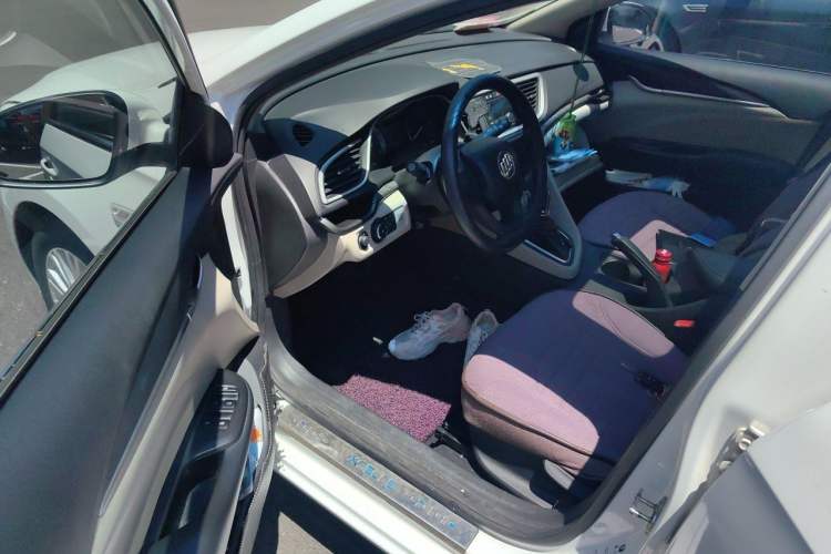 Used Buick GT 2015 15N Automatic Elite Version Driver Seat