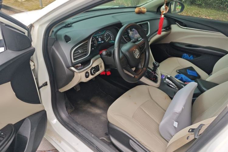 Used Buick GT 2015 15N Manual Elite Edition Driver Seat