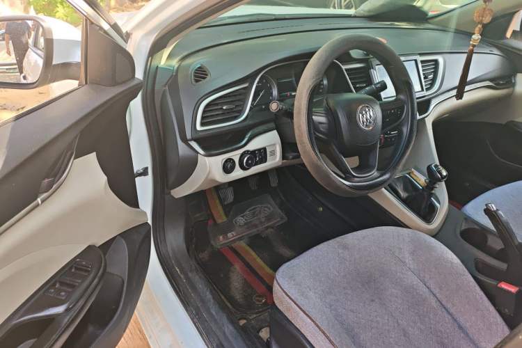 Used Buick GT 2015 15N Manual Elite Edition Driver Seat