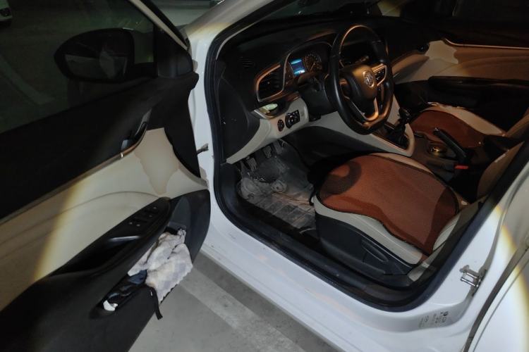 Used Buick GT 2015 15N Manual Luxury Version Driver Seat