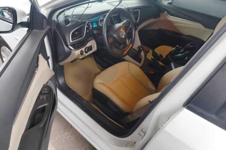 Used Buick GT 2015 15N Manual Entry-Level Trim Driver Seat