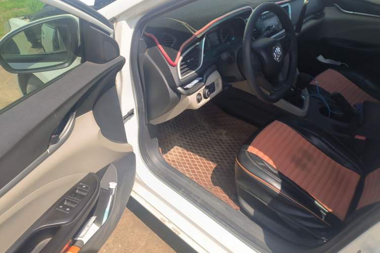 Used Buick GT 2015 15N Manual Elite Edition Driver Seat