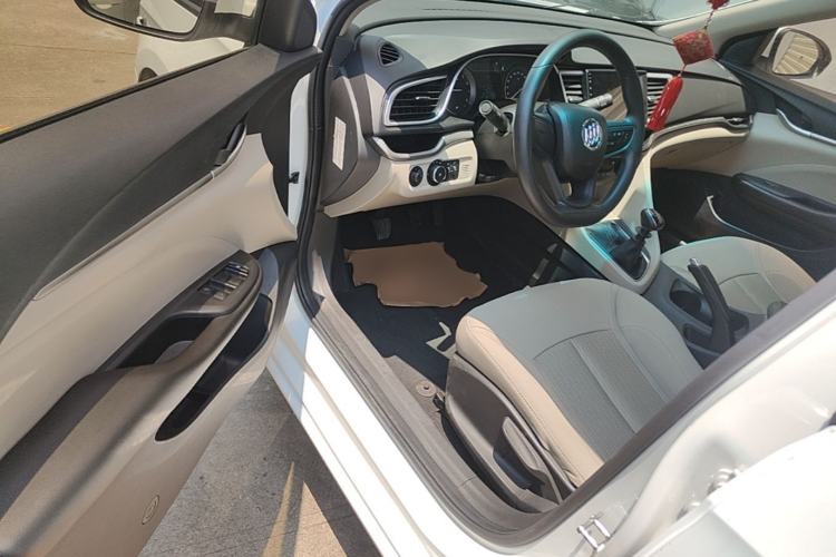 Used Buick GT 2015 15N Manual Entry-Level Trim Driver Seat