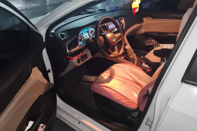 Used Buick GT 2015 15N Automatic Elite Version Driver Seat