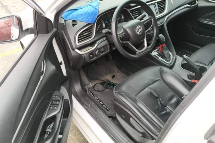 Used Buick GT 2015 18T Dual-Clutch Luxury Model Driver Seat