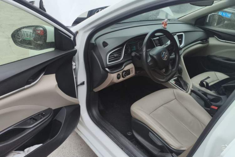 Used Buick GT 2015 15N Automatic Entry-Level Trim Driver Seat
