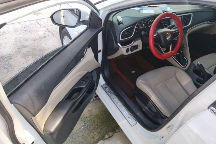 Used Buick GT 2015 15N Automatic Deluxe Edition Driver Seat